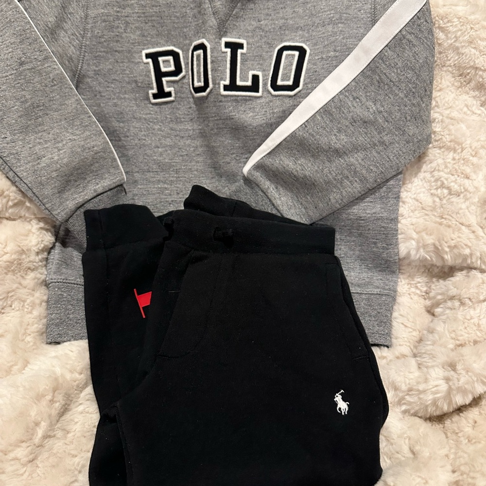 Polo by Ralph Lauren Kids sweatshirt and sweatpants Bundle NWT size 4T
